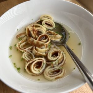 Flaedlesuppe - Pancake Soup