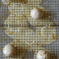 Lebkuchen being glazed